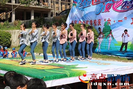 UVW(xu)(dng)F(xin)(chng)-z.jpg